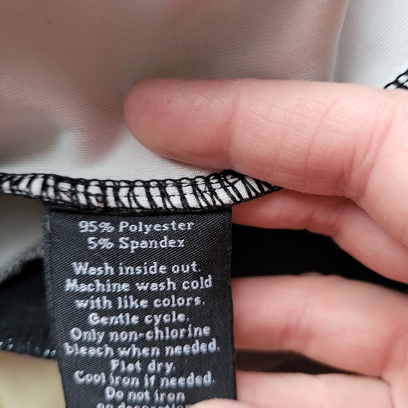 Rock & Republic Charms Print Scuba Sweatshirt, GUC, Size S - Picture 9 of 9